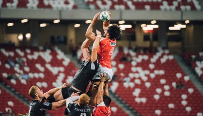 爱游戏资讯-“英超火热进行，争夺关键胜局”，英超那些事