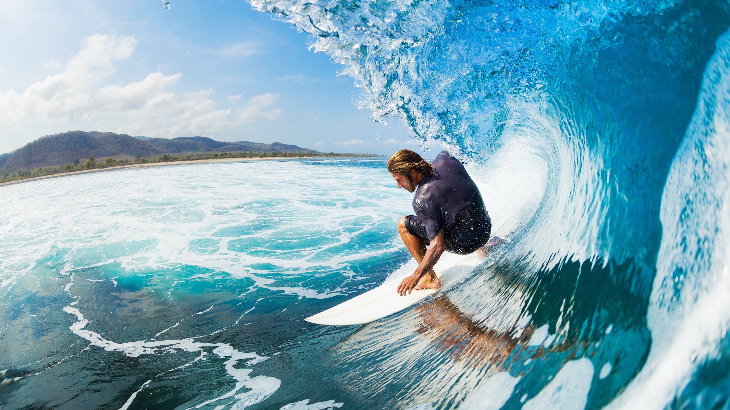 巴萨后场失位,比达尔率队疯狂进攻,比达尔转会巴萨花了多少钱