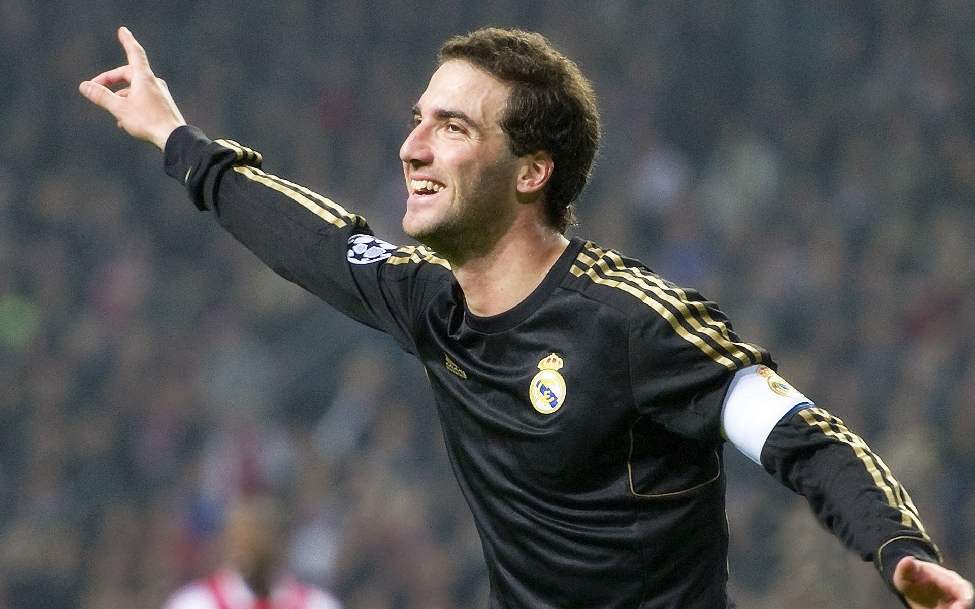 未来联盟：虚拟场景与直播互动开辟新蓝海，未来lol